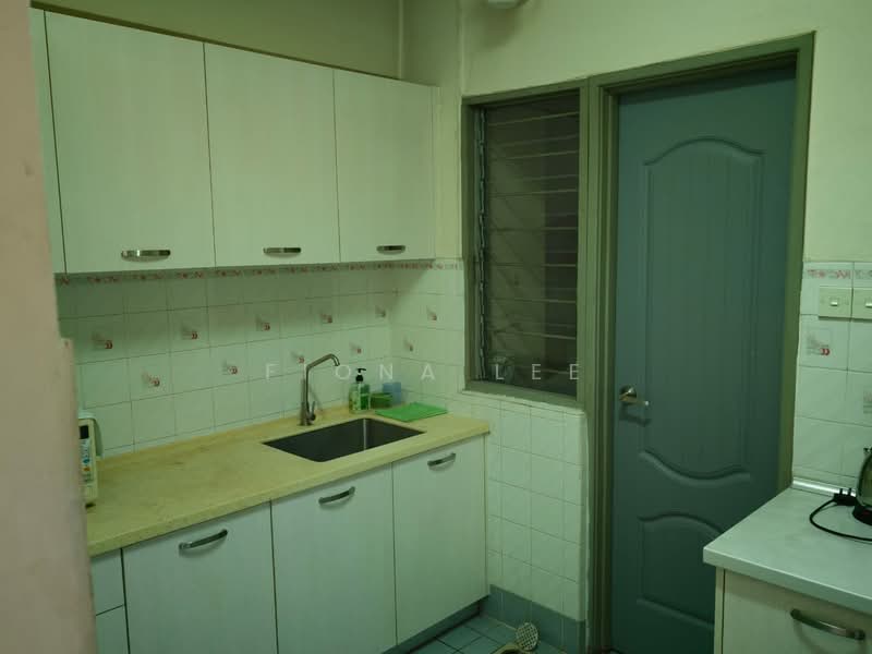 Pangsapuri untuk Disewa di Sri Damansara Court - Fiona Lee - Kitchen - PropertyGuru.com.my