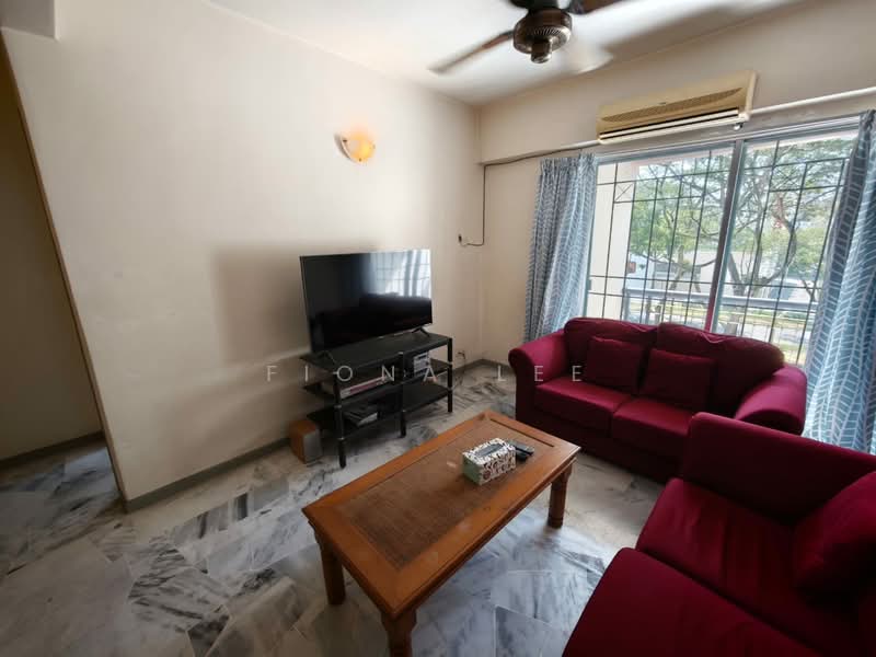 Pangsapuri untuk Disewa di Sri Damansara Court - Fiona Lee - Living Room - PropertyGuru.com.my