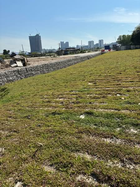 Commercial Land for Sale in Puchong (Selangor) - Alison Ang - Exterior - PropertyGuru.com.my