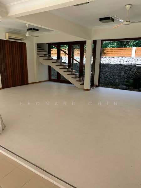 Rumah Banglo untuk Dijual di Ukay Heights (Ampang) - Leonard Chin - Living Room - PropertyGuru.com.my