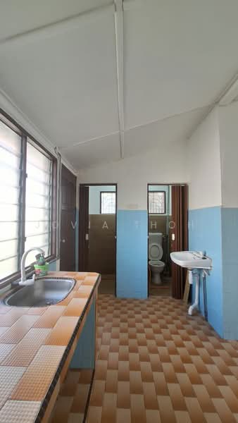 1-storey Terraced House for Rent in Taman Sri Skudai (Skudai) - Jovia Thoh - Bathroom - PropertyGuru.com.my