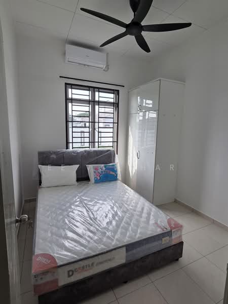 Rumah Teres 1 Tingkat untuk Disewa di Bandar Indahpura (Kulai) - Ee Van Har - Bedroom - PropertyGuru.com.my