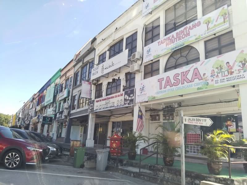 Shop for Sale in Bandar Baru Nilai (Nilai) - Vincent Tan - Exterior - PropertyGuru.com.my
