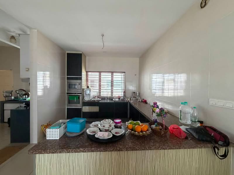 Bungalow for Sale in Saujana Villa (Kajang) - Igen Mak - Kitchen - PropertyGuru.com.my
