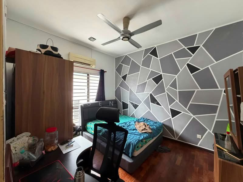 Bungalow for Sale in Saujana Villa (Kajang) - Igen Mak - Bedroom - PropertyGuru.com.my