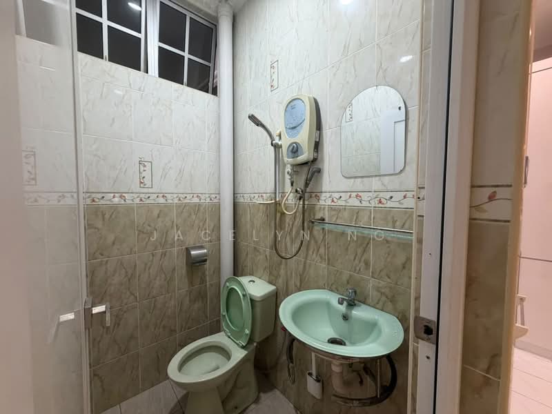 Rumah Teres 1 Tingkat untuk Disewa di Taman Perling (Perling) - Jacelyn Ng - PropertyGuru.com.my