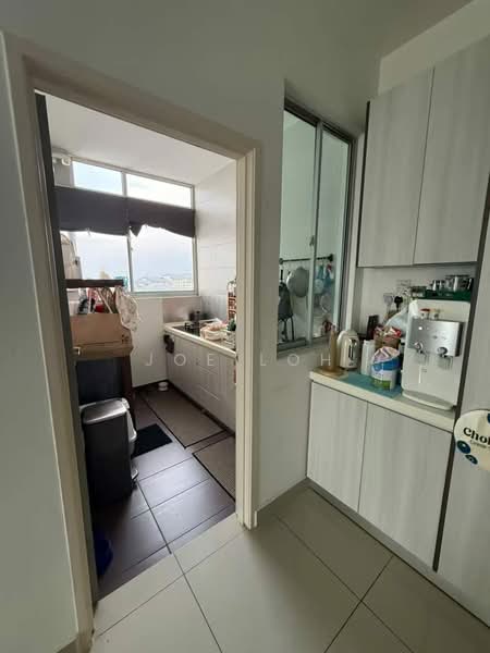 Service Residence for Sale at D'Tasek Residences (Tasek Impian) - Joe Loh - Kitchen - PropertyGuru.com.my