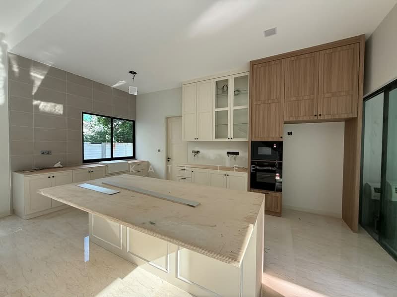 Bungalow for Rent in East Ledang (Iskandar Puteri (Nusajaya)) - Kate Tee - Kitchen - PropertyGuru.com.my