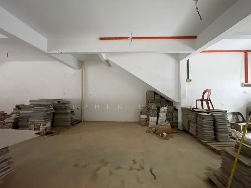 Shop / Office for Rent in Taman Putri Kulai (Kulai) - Stephen Chong - Interior - PropertyGuru.com.my