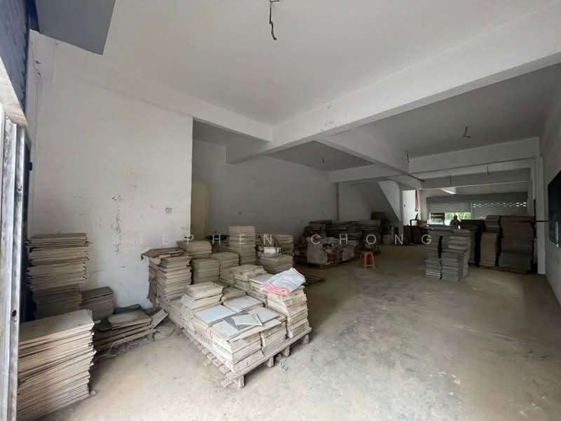 Shop / Office for Rent in Taman Putri Kulai (Kulai) - Stephen Chong - Interior - PropertyGuru.com.my
