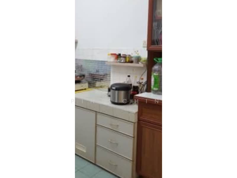 2-storey Terraced House for Sale in Sri Petaling (Kuala Lumpur) - Ping Chin - Kitchen - PropertyGuru.com.my