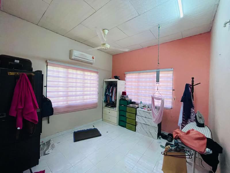 Rumah Banglo untuk Dijual di Sentul (Kuala Lumpur) - Syamsul Ilham - Bedroom - PropertyGuru.com.my