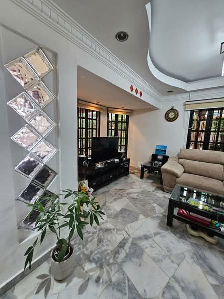 Terraced House for Sale in Bandar Kinrara Seksyen 5 (Bandar Kinrara) - Elyn Soo - Living Room - PropertyGuru.com.my