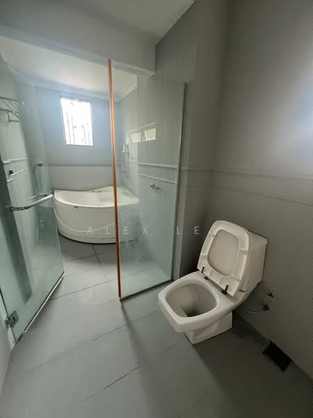 Rumah Banglo untuk Disewa di Ampang Jaya (Ampang) - Alex Lee - Bathroom - PropertyGuru.com.my