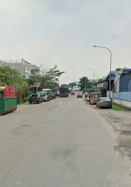Gudang untuk Disewa di Taman Perindustrian Pandamaran (Pelabuhan Klang) - Edward Yap - Wide road - PropertyGuru.com.my