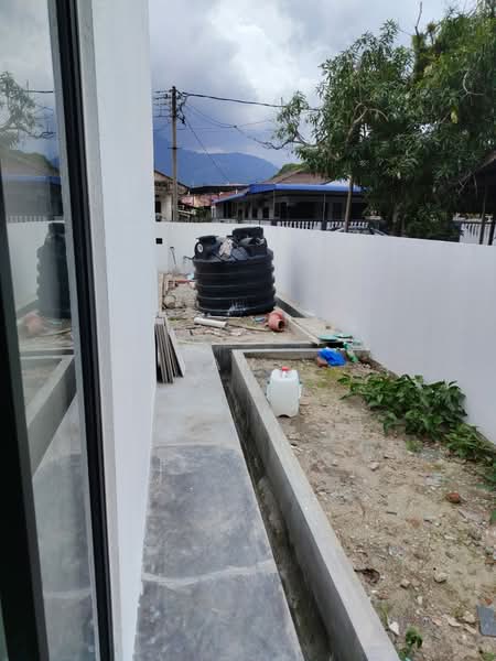 Rumah Banglo untuk Dijual di Kampung Menglembu Timur (Menglembu) - Sam . - Exterior - PropertyGuru.com.my