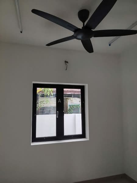 Rumah Banglo untuk Dijual di Kampung Menglembu Timur (Menglembu) - Sam . - Interior - PropertyGuru.com.my
