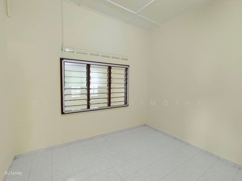 Rumah Berkembar untuk Dijual di Taman Bukit Serindit (Melaka City) - De Costa Timothy - PropertyGuru.com.my