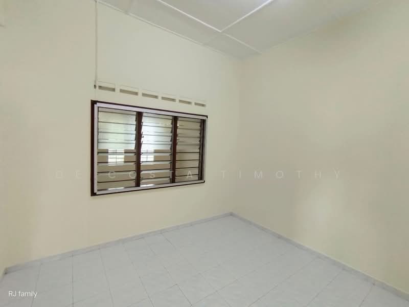 Rumah Berkembar untuk Dijual di Taman Bukit Serindit (Melaka City) - De Costa Timothy - PropertyGuru.com.my