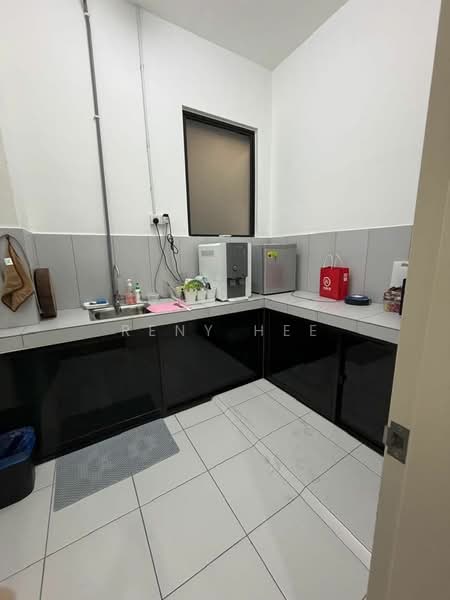 Cluster Factory for Sale in Eco Business Park 1 (Johor Bahru) - Reny Hee - Kitchen - PropertyGuru.com.my
