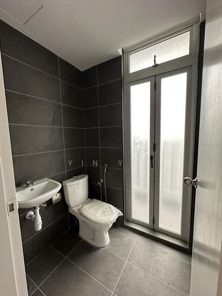 Service Residence for Sale at Midas @ Seri Alam - YIN YIN - Bathroom - PropertyGuru.com.my