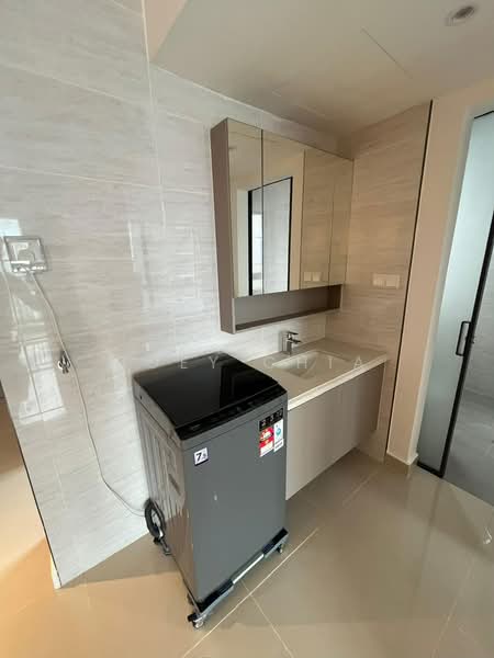 Servis Apartment untuk Disewa di Baron Residence @ Lake City - Joey Chia - Bathroom - PropertyGuru.com.my