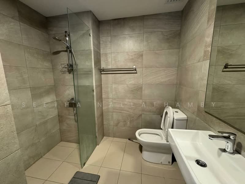 Service Residence for Rent at Henna Residence  @ The Quartz WM - Seetha Nallathamby - Bathroom - PropertyGuru.com.my