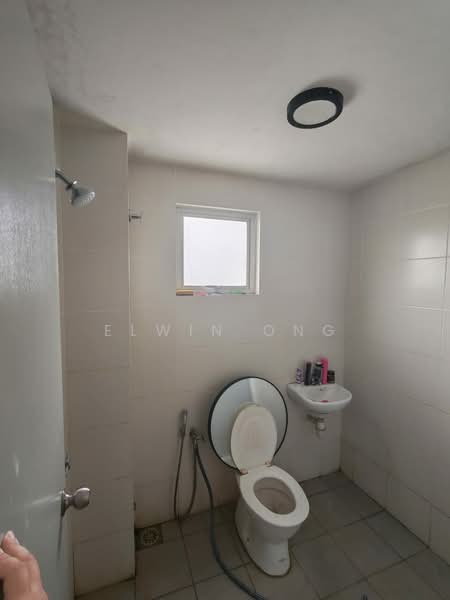 Rumah Teres 2 Tingkat untuk Disewa di Kuala Selangor (Selangor) - Elwin Ong - Bathroom - PropertyGuru.com.my