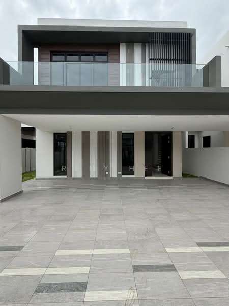 Rumah Berkembar untuk Dijual di Taman Sutera Utama (Skudai) - Reny Hee - Exterior - PropertyGuru.com.my