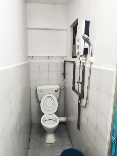 Apartment for Rent at Krystal Heights - Bosco Teoh - Bathroom - PropertyGuru.com.my