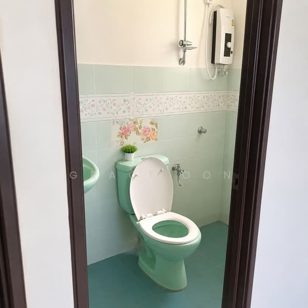 Semi-Detached House for Sale in Kota Warisan (Sepang) - Grace Oon - Bathroom - PropertyGuru.com.my