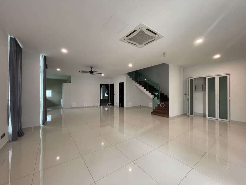 Semi-Detached House for Sale in Taman Damai Utama (Bandar Kinrara) - Francis Soh - Living Room - PropertyGuru.com.my