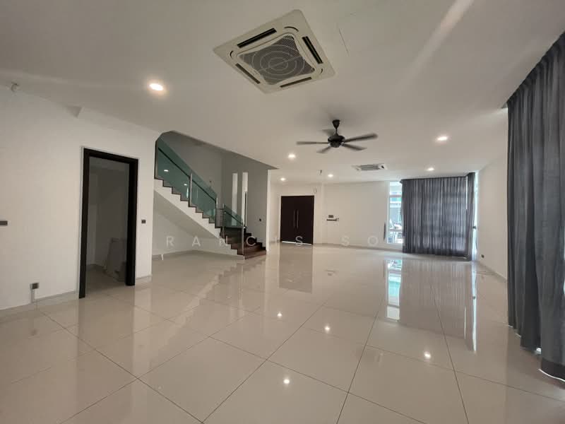 Semi-Detached House for Sale in Taman Damai Utama (Bandar Kinrara) - Francis Soh - Living Room - PropertyGuru.com.my