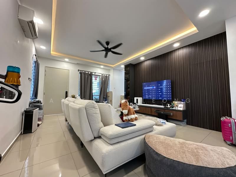 2-storey Terraced House for Sale in Bandar Tasik Puteri (Rawang) - Katherine Leong - Living Room - PropertyGuru.com.my