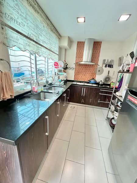 Rumah Berkembar untuk Dijual di Taman Gembira (Klang) - Nazatul Afzan - PropertyGuru.com.my