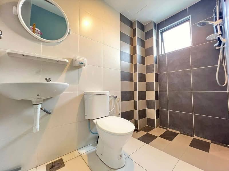 Condominium for Rent at Manhattan Condominium - Sam . - Bathroom - PropertyGuru.com.my