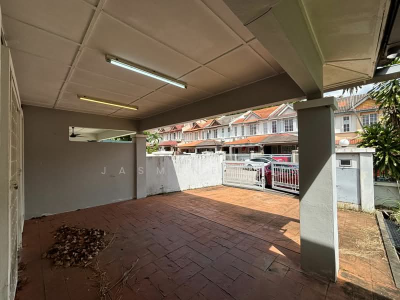 2-storey Terraced House for Sale in Seksyen 4 (Kota Damansara) - Jasmine Yap - Exterior - PropertyGuru.com.my