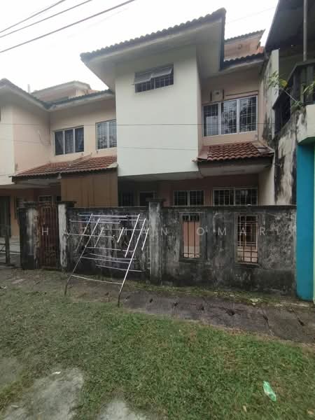 Rumah Teres 2 Tingkat untuk Dijual di Taman Tasik Prima (Puchong) - Hazeman Omar - Exterior - PropertyGuru.com.my