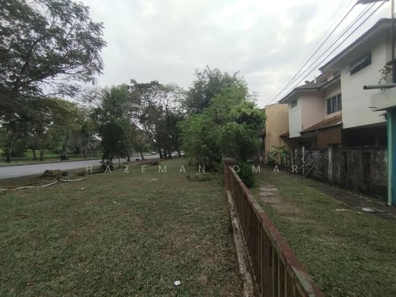 Rumah Teres 2 Tingkat untuk Dijual di Taman Tasik Prima (Puchong) - Hazeman Omar - Exterior - PropertyGuru.com.my