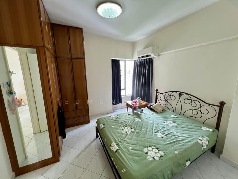Kondominium untuk Dijual di Pantai Panorama Condominiums - Edmund Lee - PropertyGuru.com.my