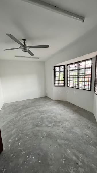 Rumah Teres 2 Tingkat untuk Dijual di Taman Lestari Putra (Seri Kembangan) - Grace Oon - Interior - PropertyGuru.com.my