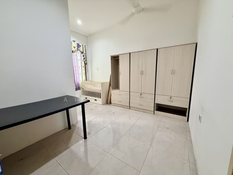 2-storey Terraced House for Sale in Taman Pengkalan Barat (Ipoh) - Alex Cheah - PropertyGuru.com.my