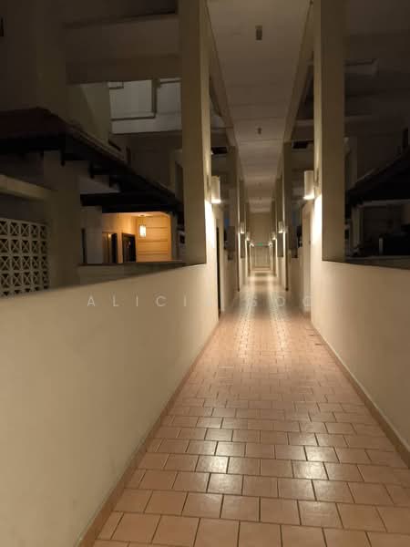 Condominium for Rent at Armanee - Alicia Soo - Corridor - PropertyGuru.com.my