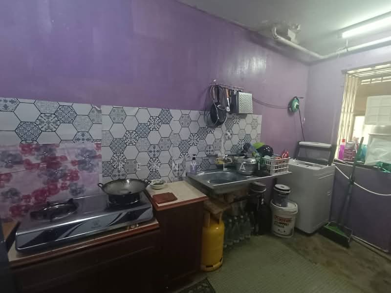 Rumah Flat untuk Dijual di Flat Pandan Jaya - Kenny Lai - Kitchen - PropertyGuru.com.my