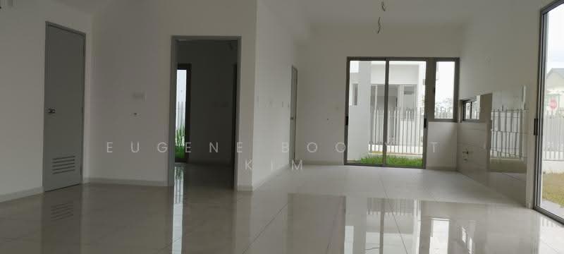 2-storey Terraced House for Sale in Bandar Gamuda Cove (Dengkil) - Eugene Boo Yit Kim - Living Room - PropertyGuru.com.my