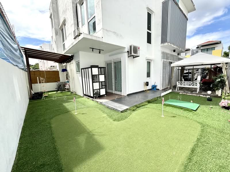 Rumah Berkembar untuk Dijual di Kajang (Selangor) - Adzura Zamedin - Exterior - PropertyGuru.com.my