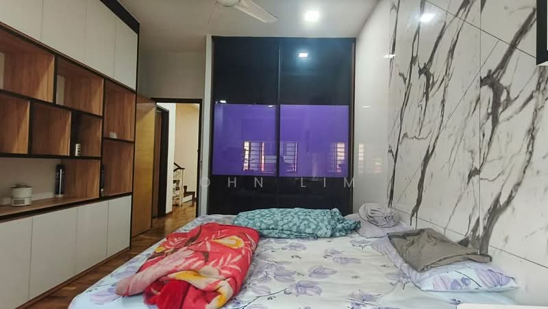 2.5-storey Terraced House for Sale in Taman Sutera Utama (Skudai) - John Lim - Bedroom - PropertyGuru.com.my