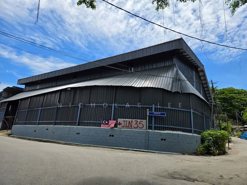 Detached Factory for Rent in Salak South (Kuala Lumpur) - Nicholas Lee - Exterior - PropertyGuru.com.my