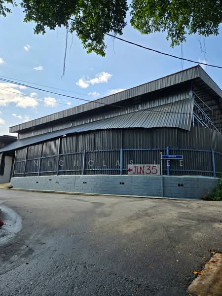 Detached Factory for Rent in Salak South (Kuala Lumpur) - Nicholas Lee - Exterior - PropertyGuru.com.my