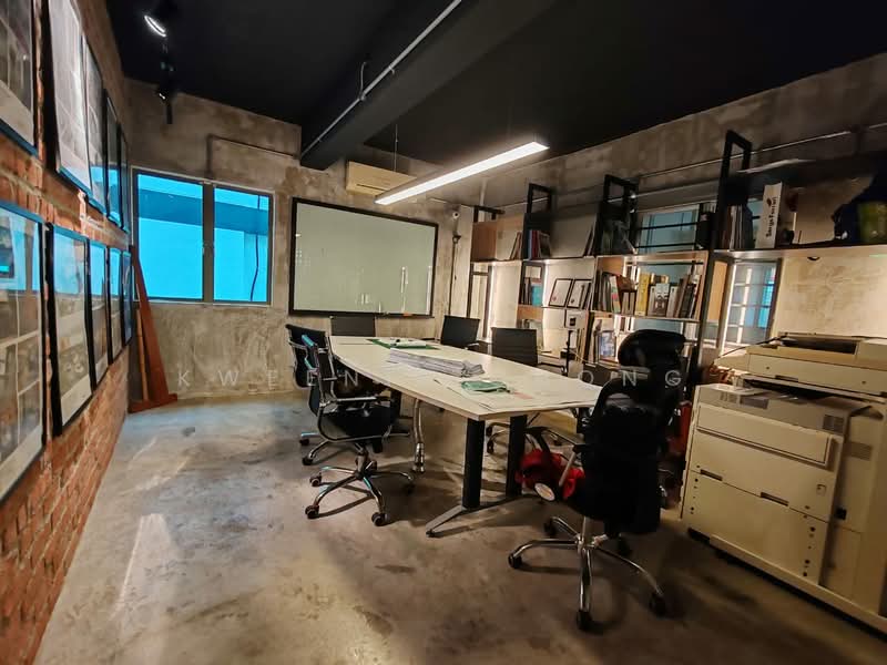 Office for Sale in Kuchai Lama (Kuala Lumpur) - Kweenie Chong - Interior - PropertyGuru.com.my